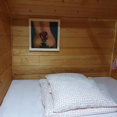 木屋 Gnezdo Vid-ik