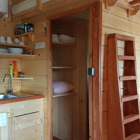 シャレー Gnezdo Vid-ik チャテジ・オプ・サヴィ