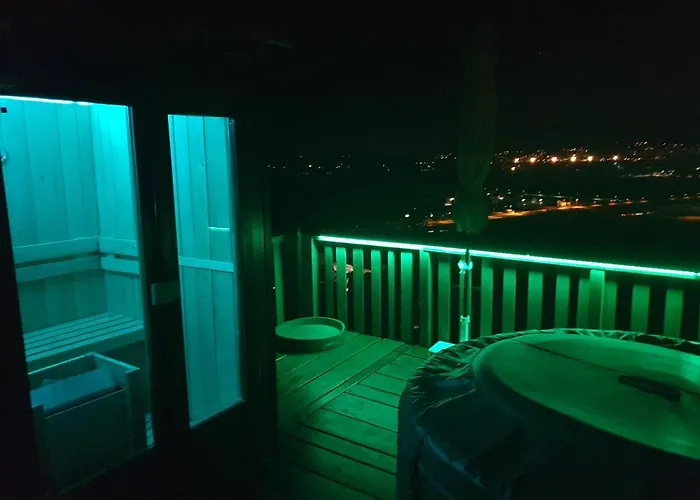 Gnezdo Vid-ik チャテジ・オプ・サヴィ